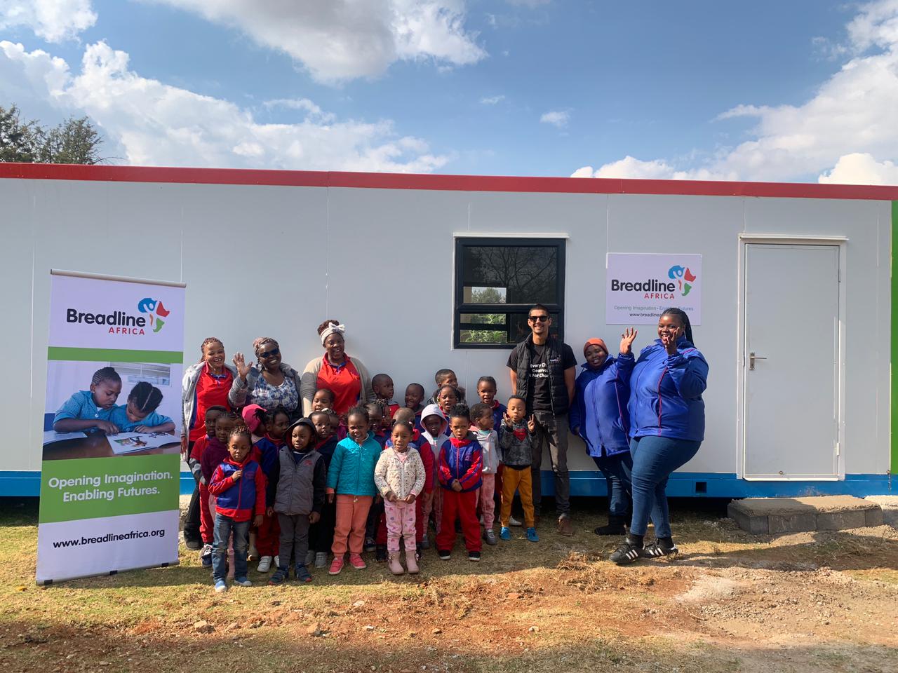 Ouma Vic's Daycare and Pre-school – New Classroom – Breadline Africa